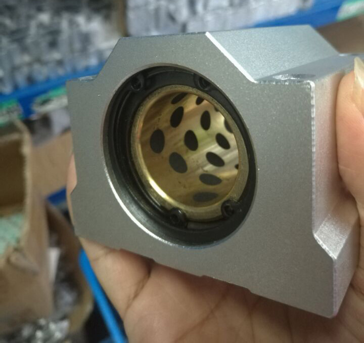 箱式直線滑塊石墨銅套加長(zhǎng)軸承座SC8 10 12 16 20 25 30導(dǎo)軌滑塊